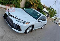 تۆیۆتا کامری